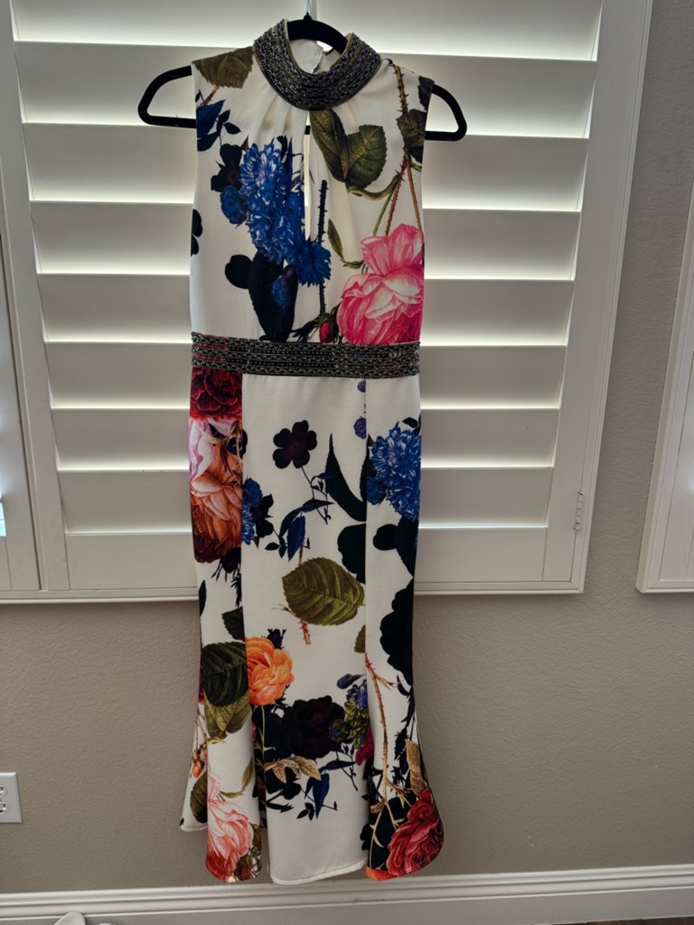 Karen Millen White Lined Floral Dress with Embellished Trim
